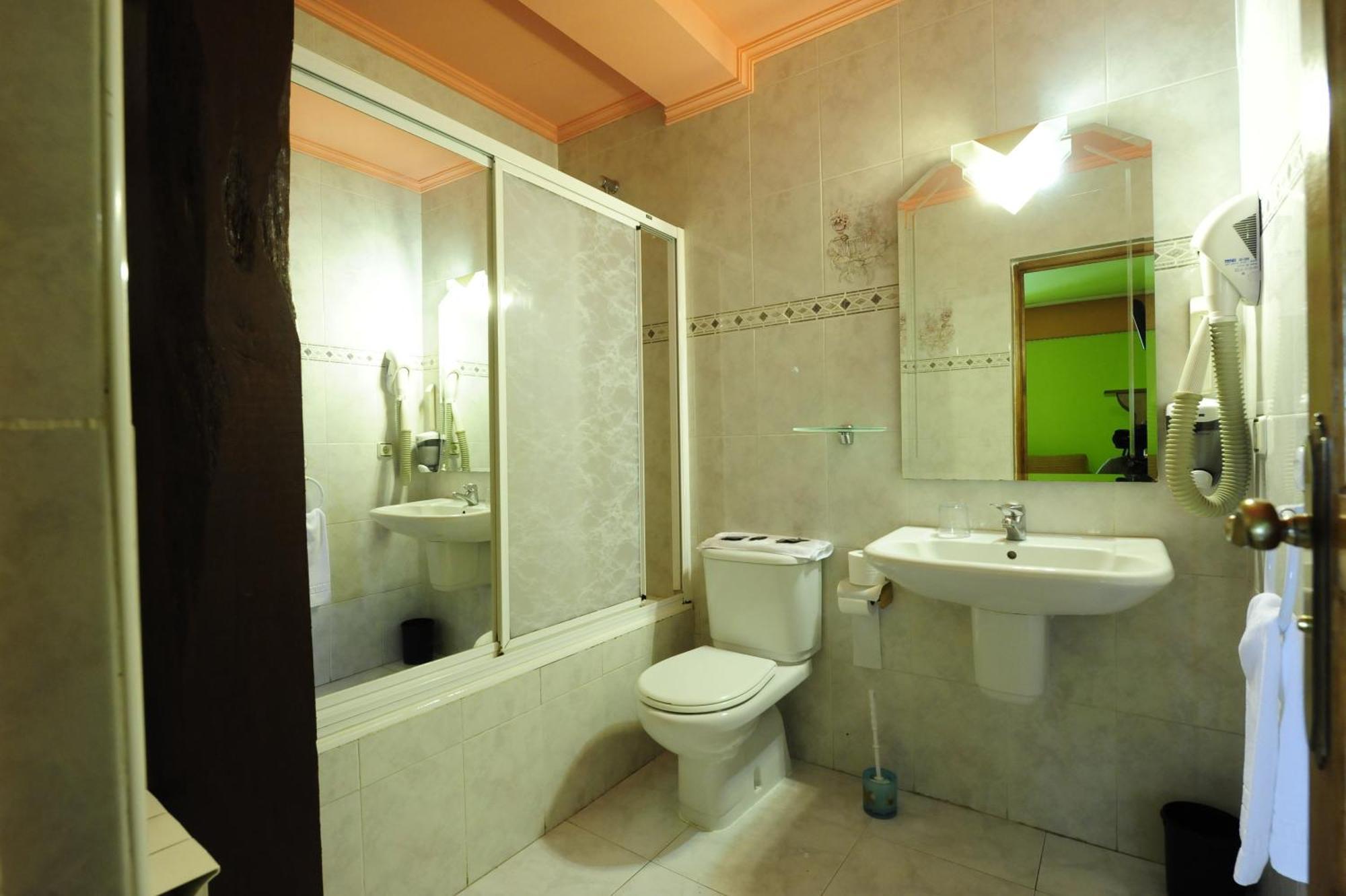 Hotel Rural Bereau Lesaka Bagian luar foto